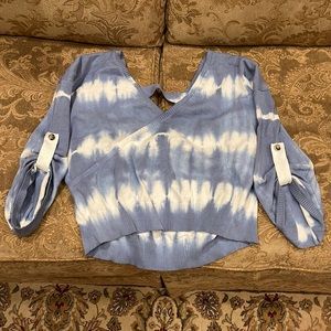 Blue and white v neck tie dye sweater